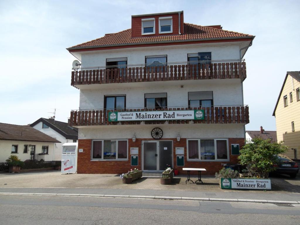 Gasthof Und Pension Mainzer Rad Schwetzingen Rum bild