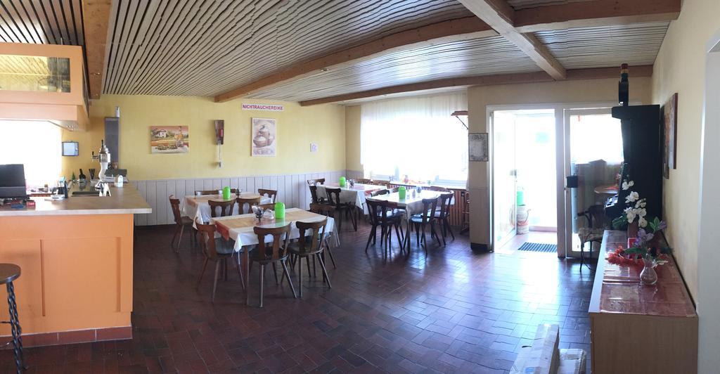 Gasthof Und Pension Mainzer Rad Schwetzingen Exteriör bild